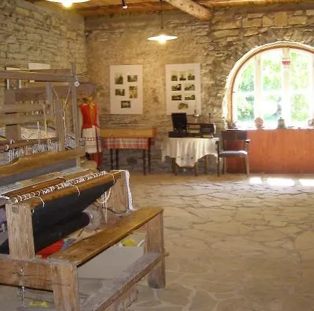 Manor * Saare (Laanemaa)
