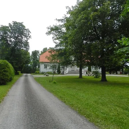Manor *