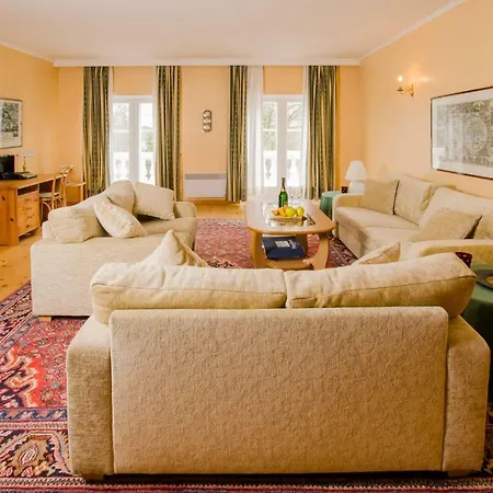 Manor Külalistemaja Saare (Laanemaa)