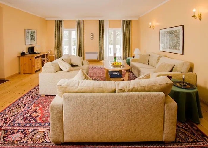 Manor Gostinjska kuća Saare (Laanemaa)